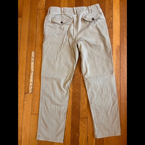 American Eagle Men's Khaki Pants, 31x30 - Picture 3 of 3